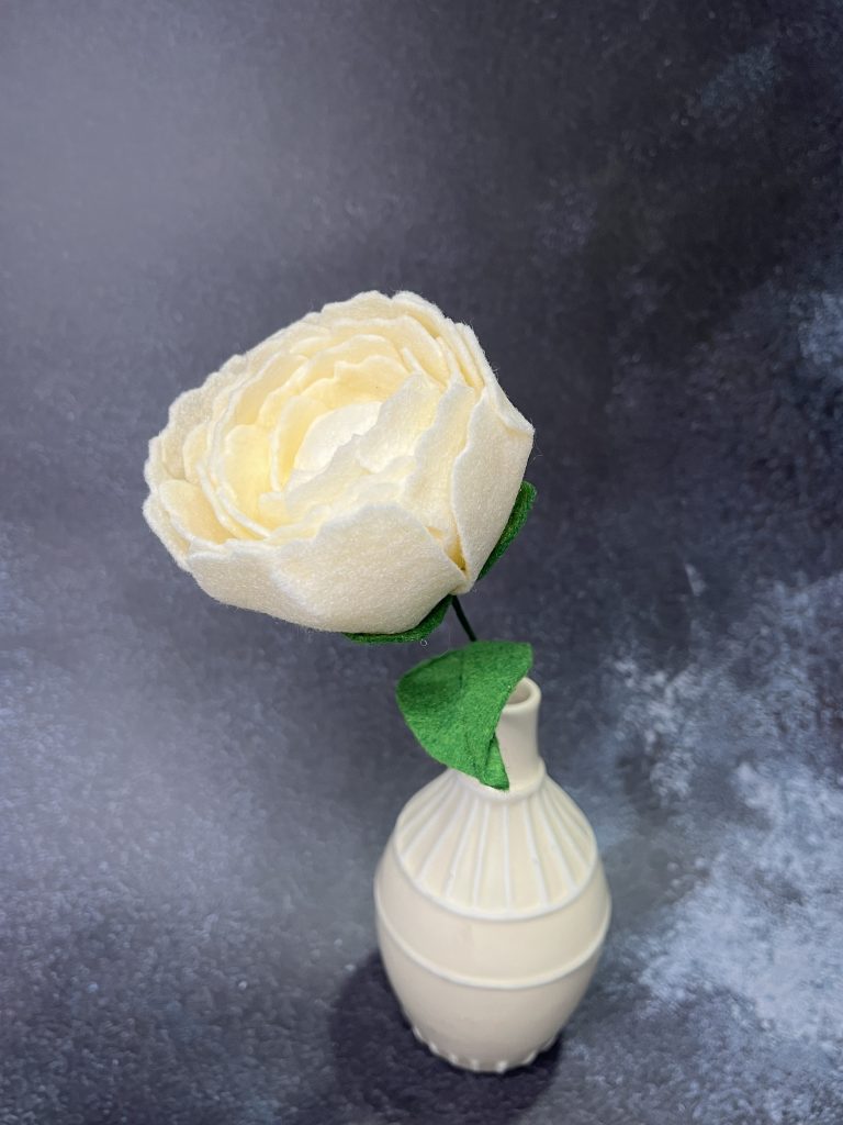 Bloomed Cream Peony