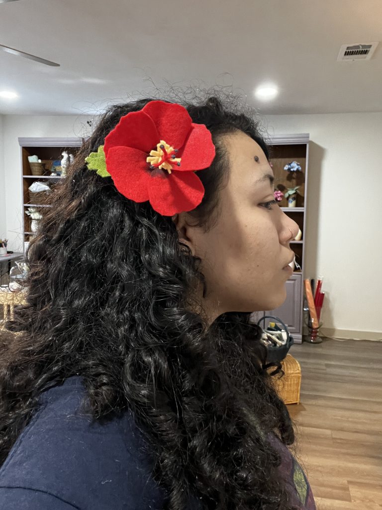 RedHibiscus HairClip - The Maga Flower
